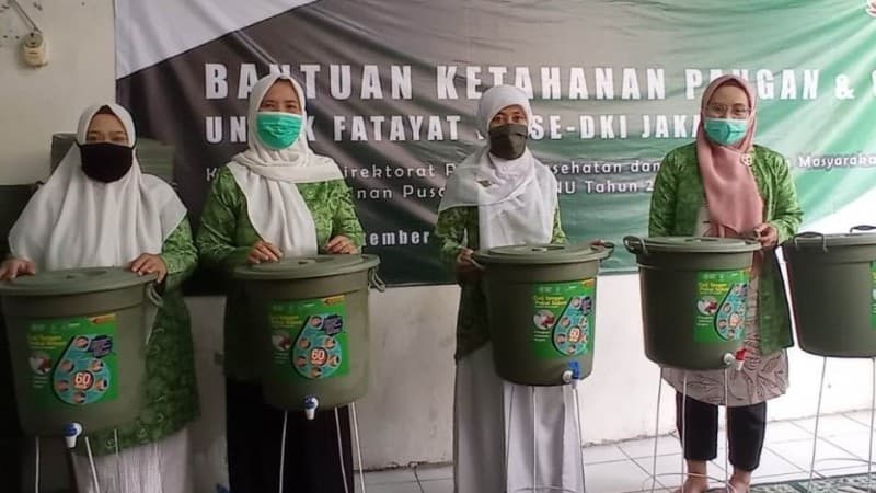 Fatayat NU Salurkan Bantuan Media Budi Daya Lele di 3 Provinsi