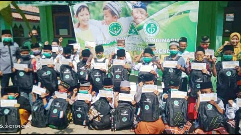 Khitan Ceria IPNU-IPPNU di Kendal Bantu Masyarakat Terdampak Covid-19