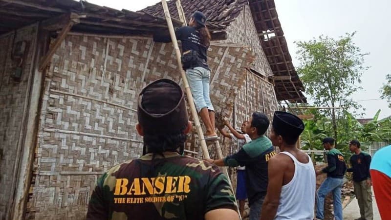 NU Kendal Realisasikan Program Bedah Rumah Warga Kurang Mampu