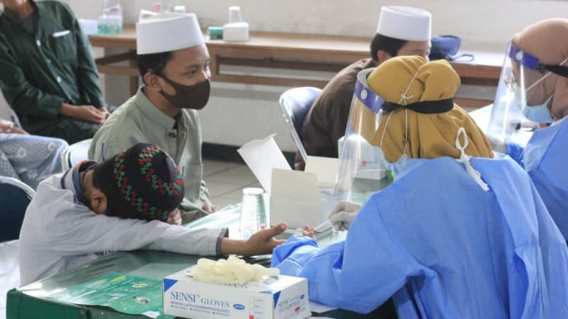 Semangat Hari Pahlawan Satgas NU Peduli Kota Bekasi Edukasi Pencegahan Covid-19