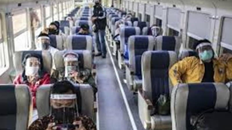 Tekan Penularan Covid-19, Pemeriksaan Pengguna Angkutan Umum Harus Diperketat