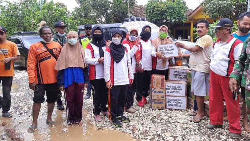 MWCNU Jenggawah Jember Bantu Korban Banjir di Wonosari