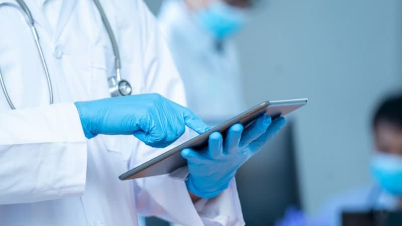 Protokol di Fasilitas Kesehatan Cegah Penularan pada Nakes