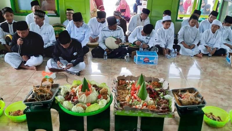 Meriahkan Harlah NU, Remaja dan Santri Mimika Gelar Shalawat
