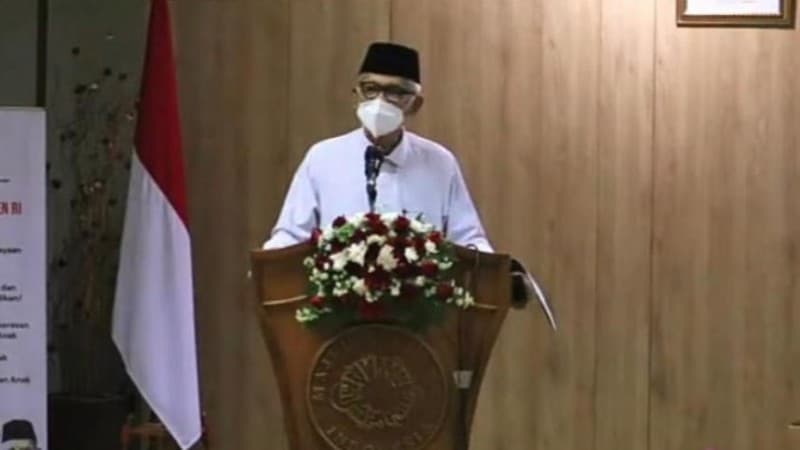 Kiai Miftach Sampaikan Tugas Perkawinan Lahirkan Kehidupan Harmonis