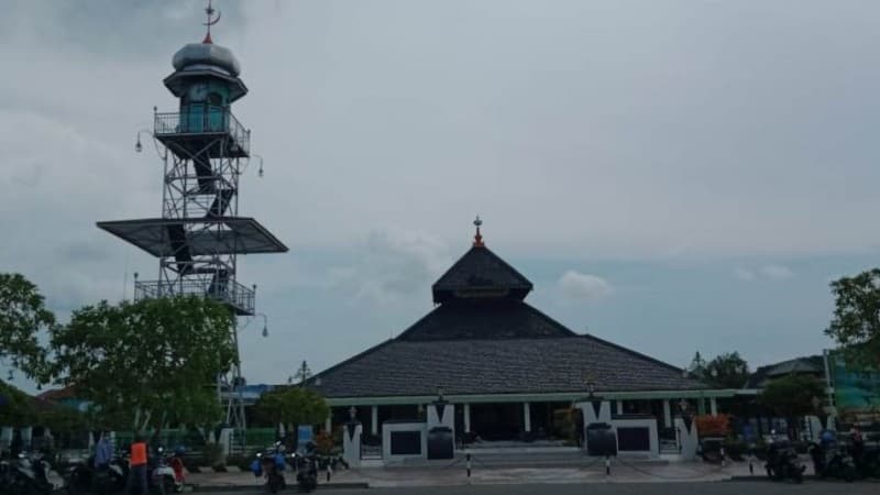 Semarak Ramadhan di Masjid Agung Demak Patuhi Prokes