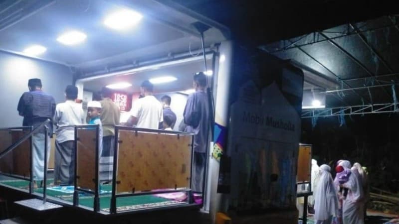 Mobil Mushala NU Jatim, Fasilitasi Tarawih Warga Terdampak Gempa Malang