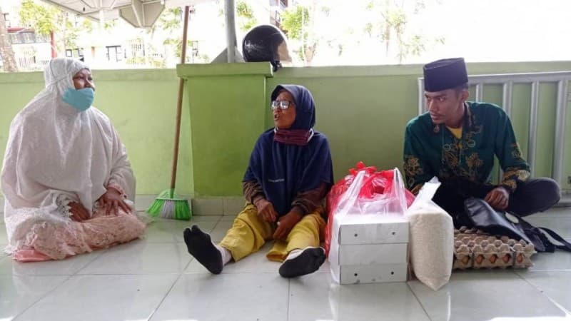 Pelajar NU Sisir Pinggiran Kota Bontang Salurkan Bantuan Tepat Sasaran