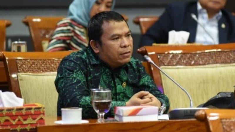 Wakil Ketua Komisi II DPR Pertanyakan Perbaikan Data Penerima Bansos