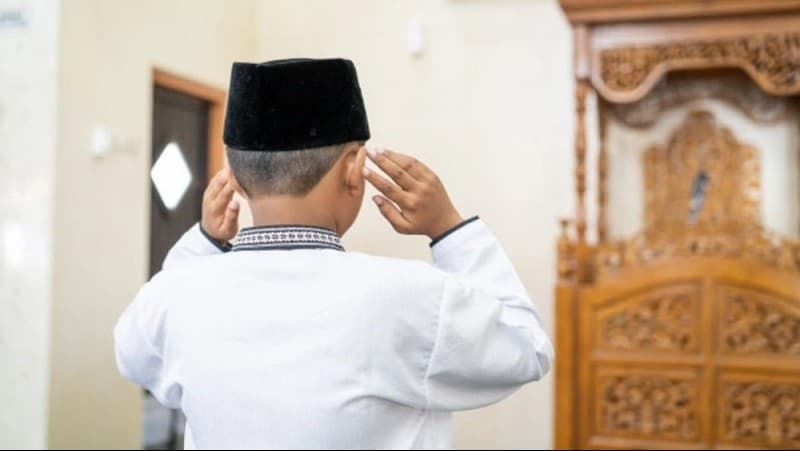 Malam Gerhana Bulan Sebagian, Disunnahkan Shalat bagi Muslim di wilayah WITA dan WIT
