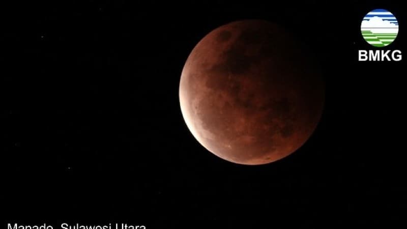 Fase Puncak Gerhana Bulan Total di Indonesia Bagian Barat, Tengah, dan Timur