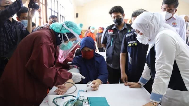 Kemnaker Kembali Berikan Vaksinasi Covid-19 bagi 1.000 Pekerja dan Buruh