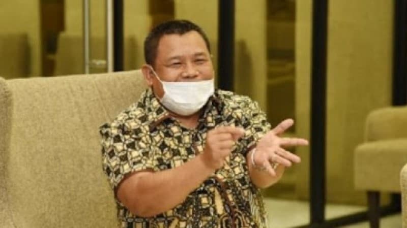 Wakil Ketua Komisi XI Desak Pemerintah Hentikan Semua Proyek Selain Penanganan Covid-19