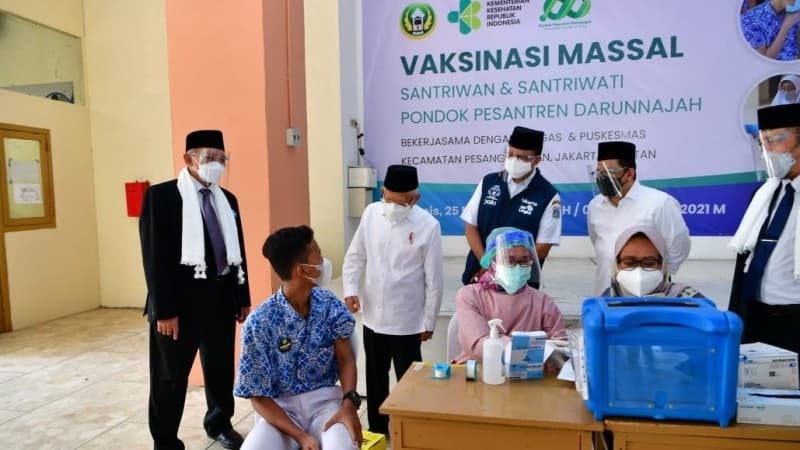 Wapres Tinjau Pembelajaran Tatap Muka di Pondok Pesantren Darunnajah