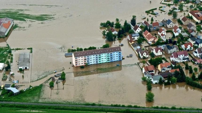 Menolong Korban Bencana, Meneladani Ajaran Nabi Muhammad