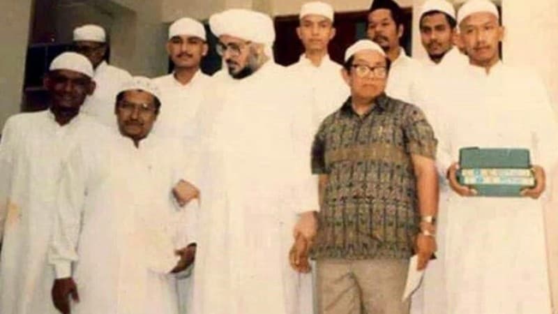 5 Alasan Sunnah Merayakan Maulid Nabi menurut Sayyid Muhammad al-Maliki