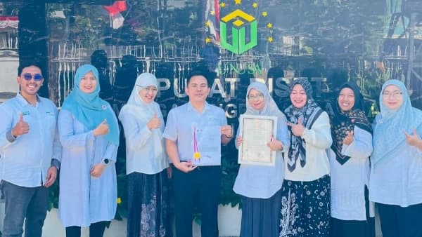 Lakukan Inovasi Kesehatan, 2 Tim Dosen Unusa Diganjar Sertifikat Paten