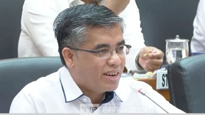 PHK Massal Terus Meningkat, Menaker Yassierli Sebut Jumlah dan Penyebabnya