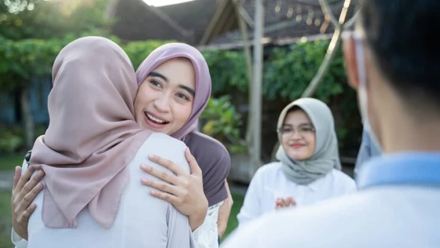 8 Adab Pasangan Suami-Istri pada Iparnya