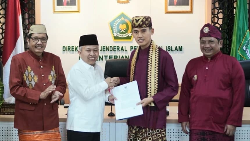 Banyak Kaji Soal Fatwa, Katib Syuriyah PBNU Raih Profesor Bidang Hukum Islam