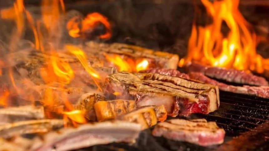 Konsumsi Daging Bakar Picu Kanker? Ini Tips Pencegahannya