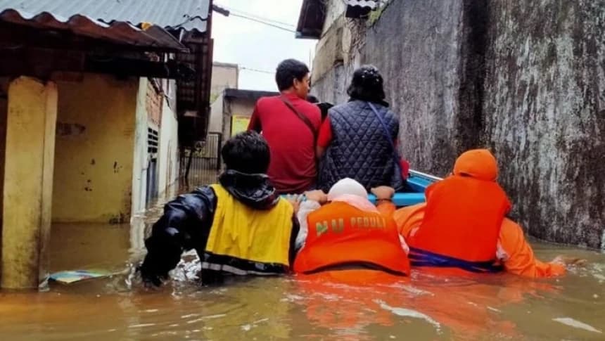 9 Langkah untuk Masyarakat Siap Siaga Hadapi Cuaca Ekstrem dan Bencana