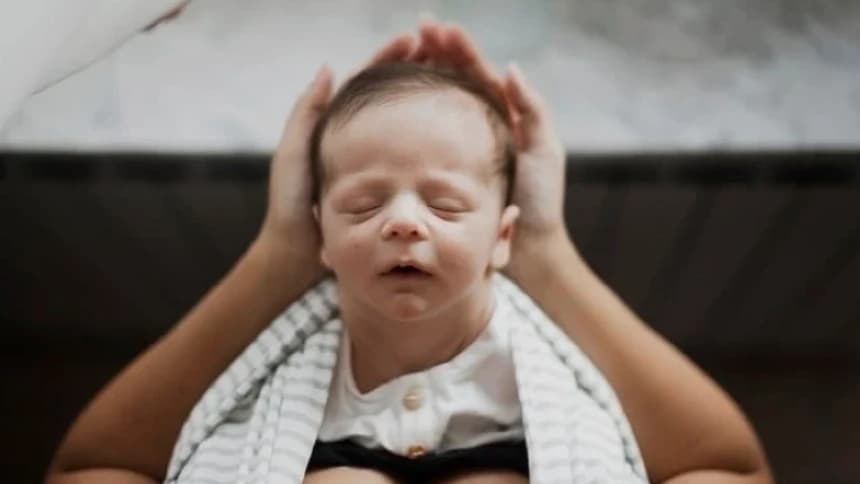 Jangan Panik, Ini Langkah Mengatasi Demam pada Anak