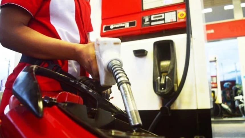 Ekonom Sebut Kenaikan Harga BBM Berpotensi Seret Masyarakat ke Jurang Kemiskinan