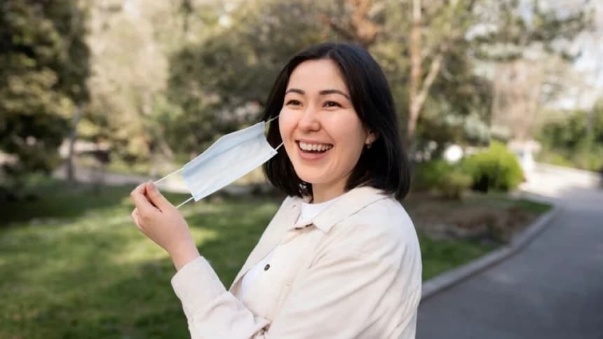 Pemerintah Resmi Cabut Aturan Wajib Pakai Masker, RI Transisi ke Endemi