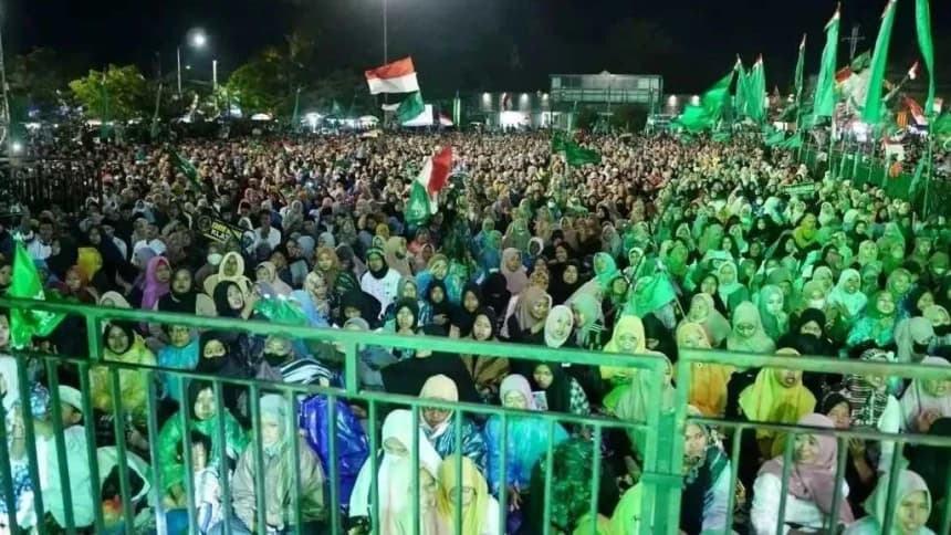 Gus Muwafiq: Shalawat Membawa Berkah, Silaturahim Menguatkan 1 Abad NU