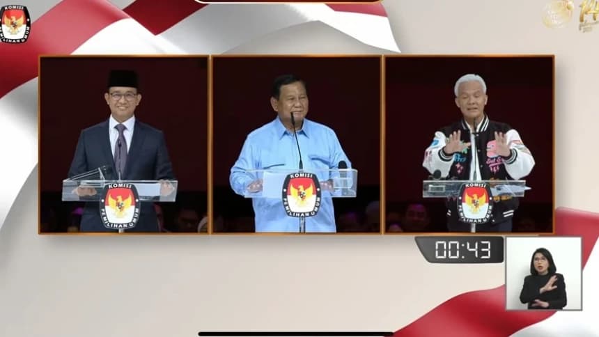 Saat Anies, Prabowo, dan Ganjar Saling Beri Pesan Menyentuh di Debat Terakhir