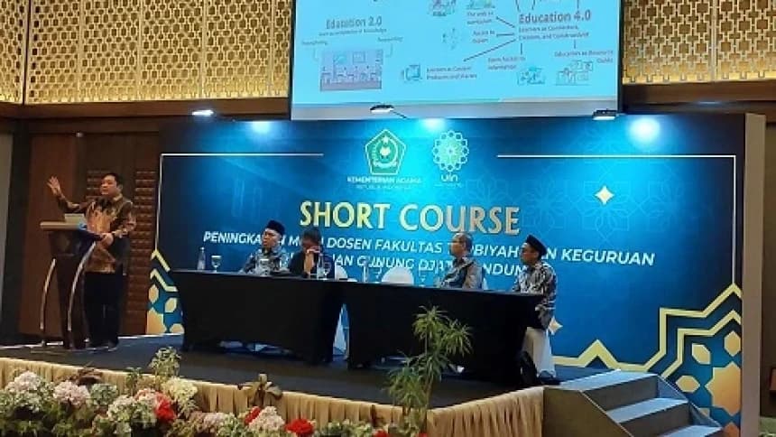Buka Short Course, Dirjen Pendis Ingatkan Dosen untuk Adaptif terhadap Perkembangan Zaman