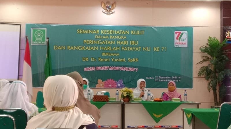 Peduli Kondisi Tubuh, Fatayat NU Kudus Seminarkan Kesehatan Kulit