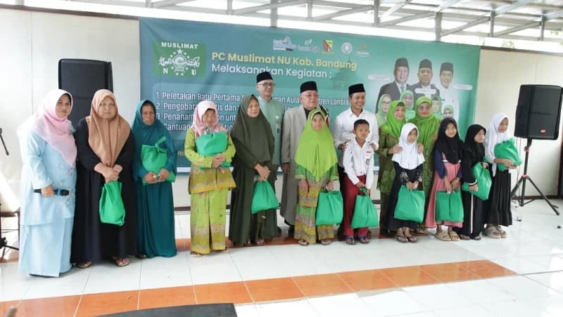 Dari Koin Jamaah, Muslimat NU Kabupaten Bandung Bangun Aula Pesantren Lansia