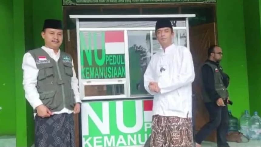 Pulihkan Ekonomi Warga Cianjur, NU Peduli Salurkan Bantuan Gerobak UMKM