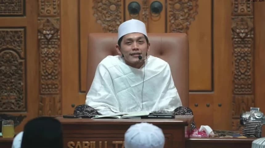 Awal Mula Viralnya Istilah ‘Dekengane Pusat’ Milik Gus Iqdam