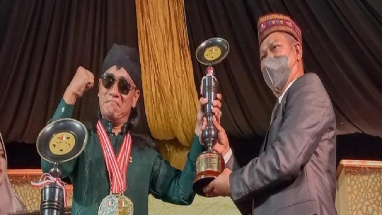 Gus Miftah wins three unique and inspiring records