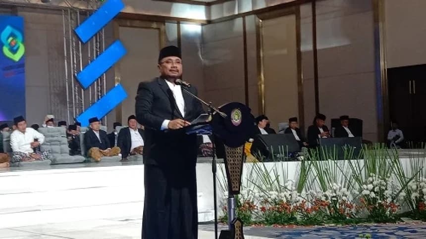 Di Momen Hari Santri, Gus Yaqut Kenang Terima Nasi Kotak dari KH Anwar Zahid Saat Haji