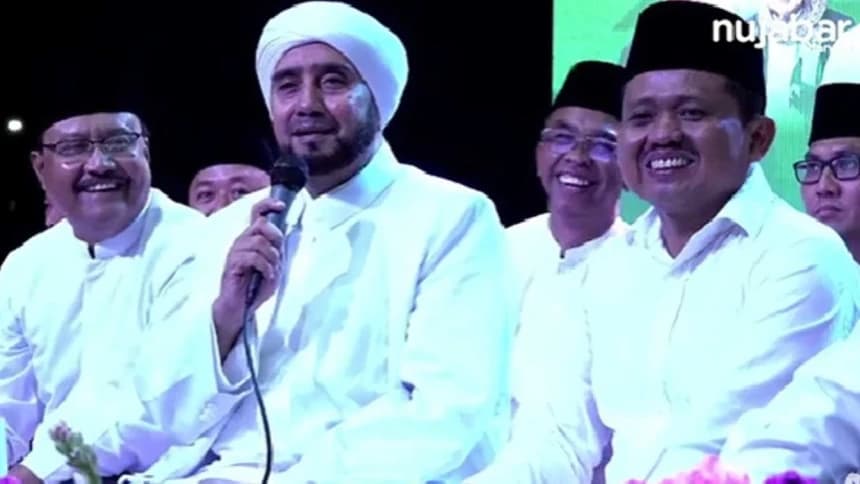 Peringati 1 Abad NU, Nahdliyin Sumedang Shalawatan Bareng Habib Syech