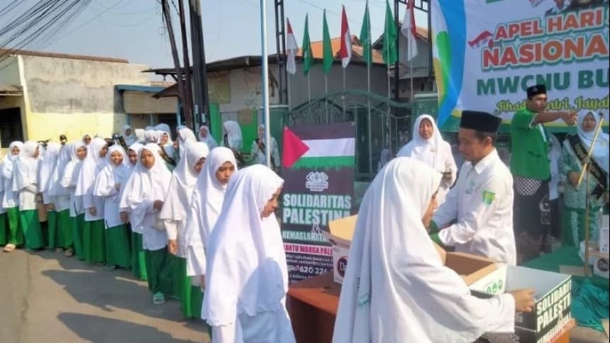 Kala Santri Buduran Sidoarjo Antusias Salurkan Infak untuk Palestina