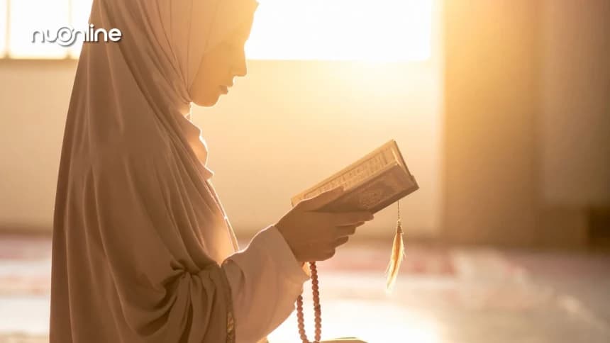 Khutbah Jumat: Mulailah Istiqamah Membaca Al-Qur’an