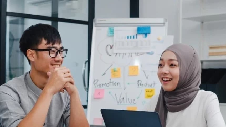 Cepat Beradaptasi dan Memasang Target, Kunci Keberhasilan Lulusan Perguruan Tinggi