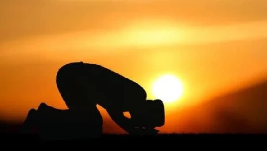 Lebaran dan Puisi Lainnya Karya Ahmad Zaini