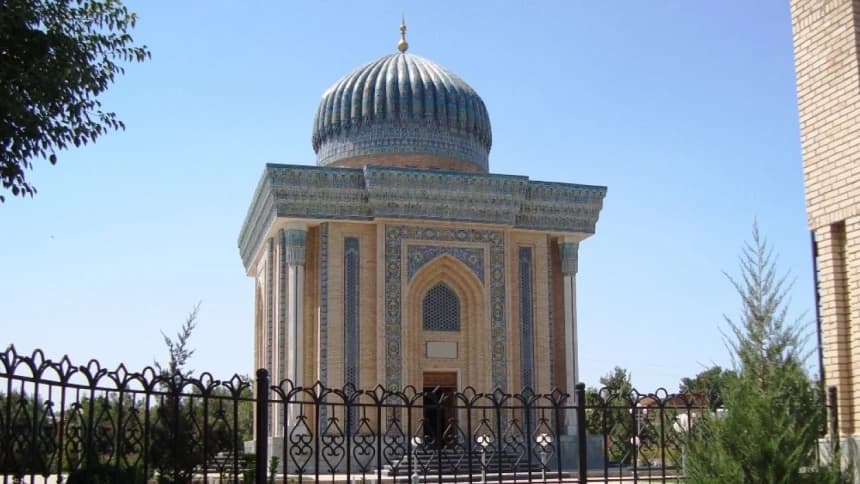 Minat Jadi Imam Masjid di UEA? Ikuti Seleksinya di Kemenag