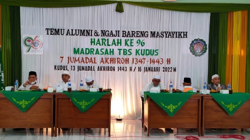 Khidmah Datangkan Keberkahan Hidup