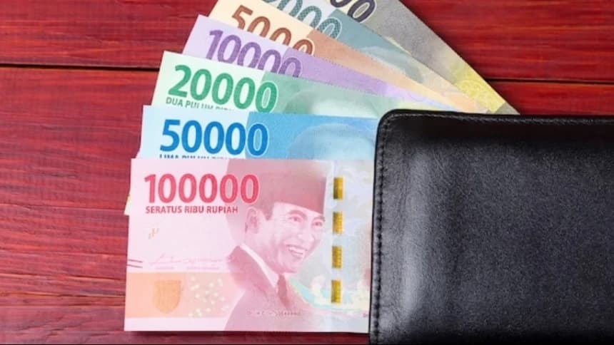 Ini Hukum Menggunakan Jasa Penukaran Uang jelang Lebaran