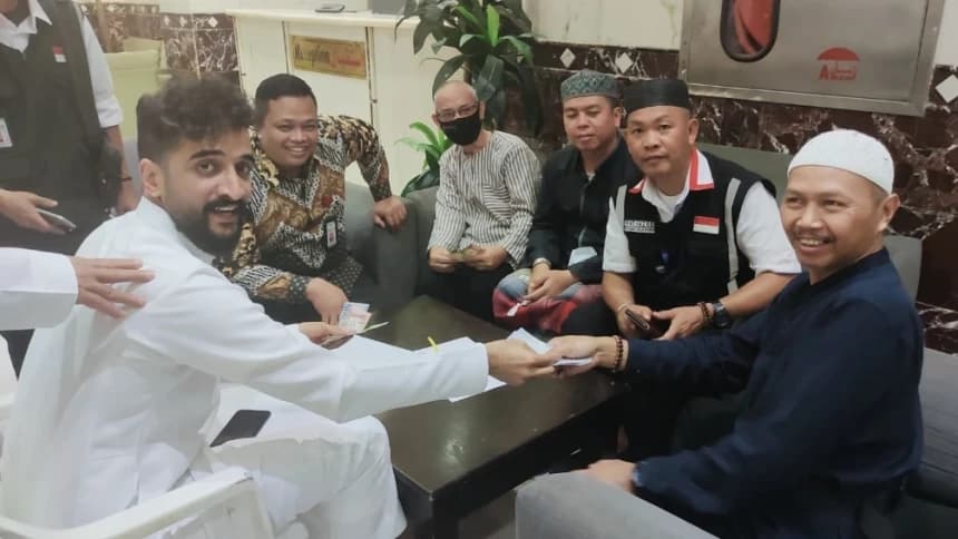 Jamaah Haji yang Kehilangan 3500 Riyal di Kamar Telah Diganti Manajemen Hotel