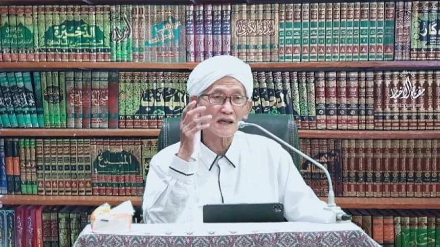 Kiai Miftachul Akhyar Jelaskan Laki-laki Boleh Melihat Wajah dan Telapak Tangan Calon Istri