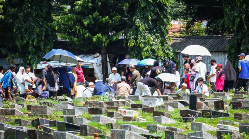 Ziarah Kubur pada Hari Raya Idul Fitri, Bolehkah?