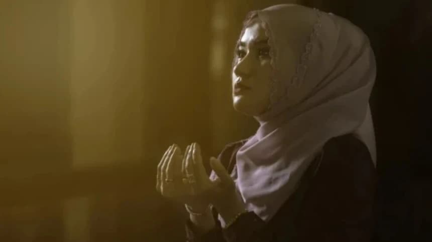 Amalan Dzikir Hilangkan Kegelisahan